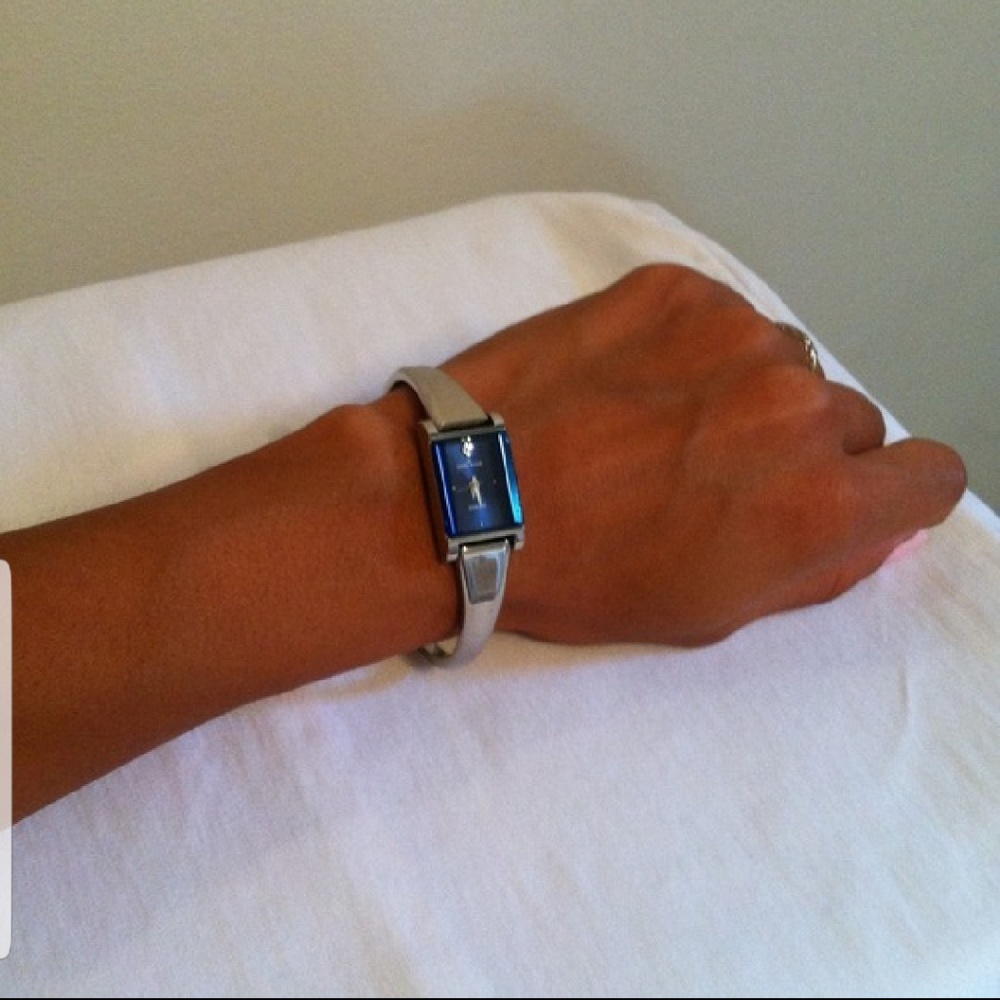 🌟HARD TO FIND Anne Klein Diamond Blue Face Watch
